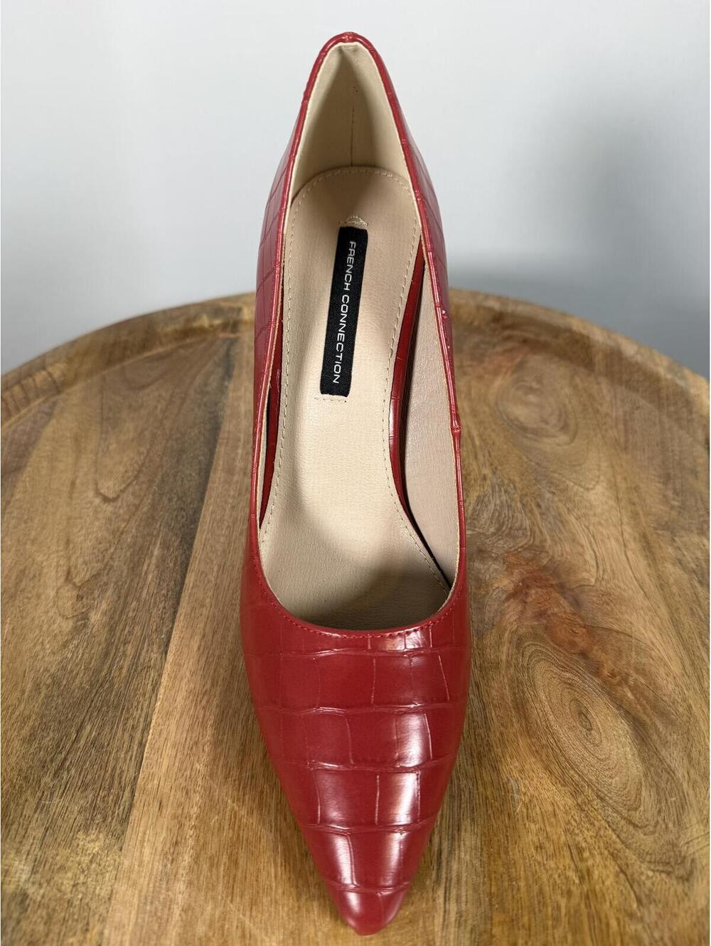 French Connection Red Croc Embossed Pointed Toe Heels Size 8 NWB - Picture 6 of 9